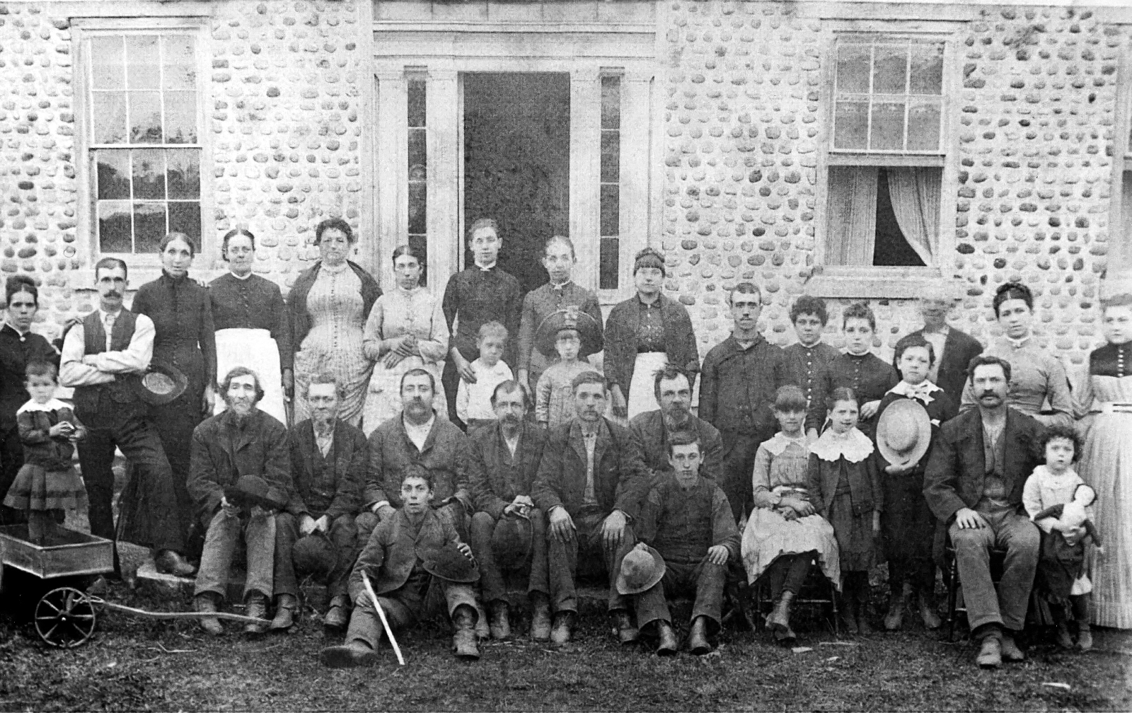 Edgarton Farm Owners and Hop Pickers by Gary Fuess 010